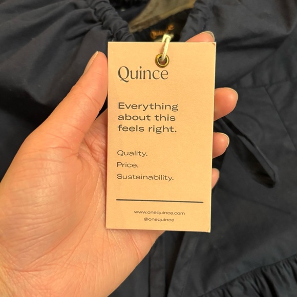 NWT Quince 100% Organic Cotton Puff Sleeve Midi Dress Navy Medium - Picture 5 of 8